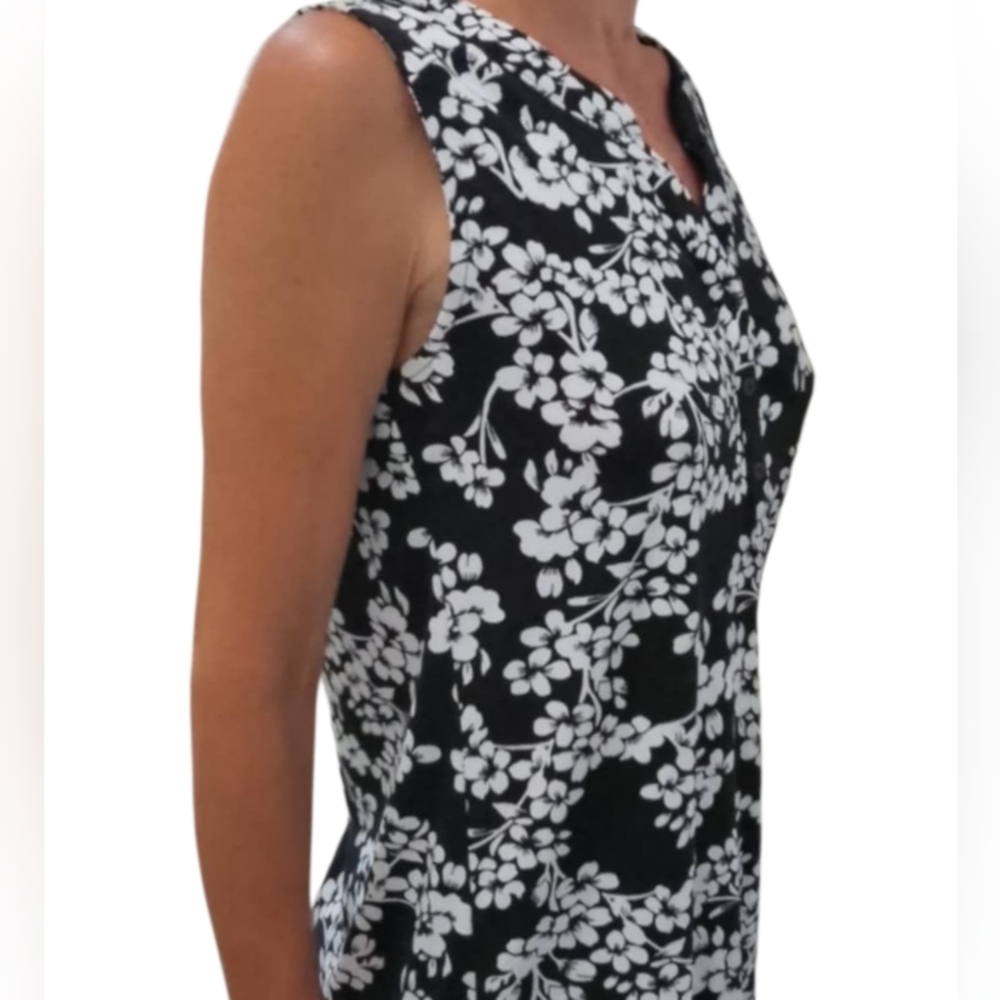 💫2Dye4 Women's Floral Black and White Sleeveless Top